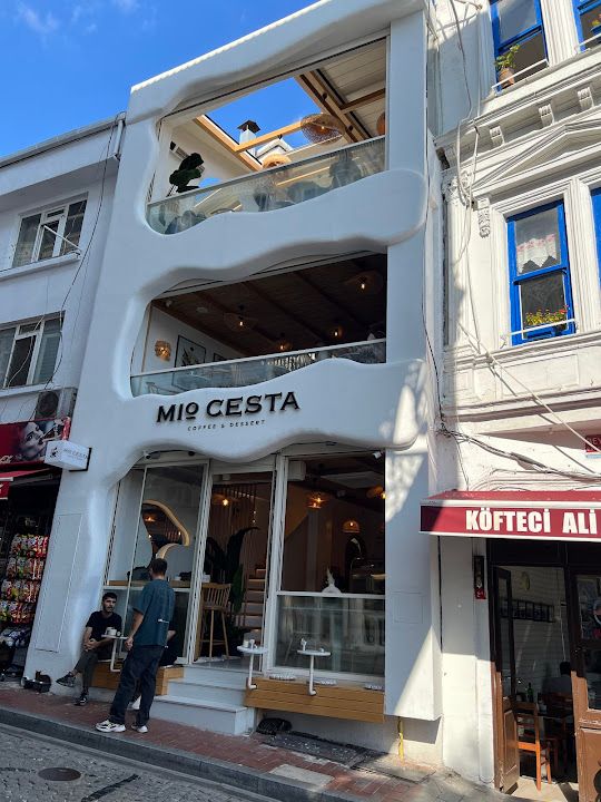 Arnavutköy Any