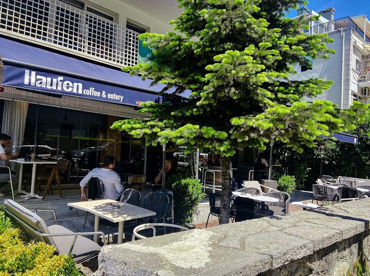 Haufen Coffee & Eatery