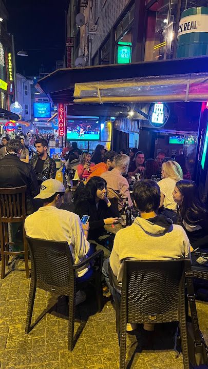 Lokka Irish Pub Beşiktaş