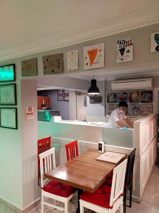 Olive's Pizzeria