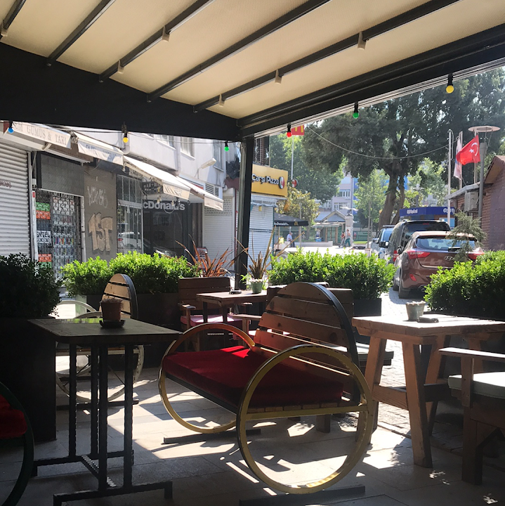 Palmiye Sokak Cafe