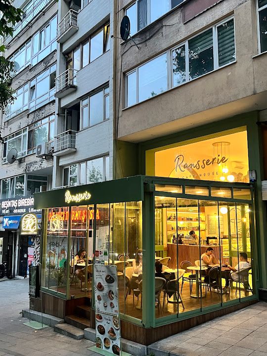 Ransserie Cafe House