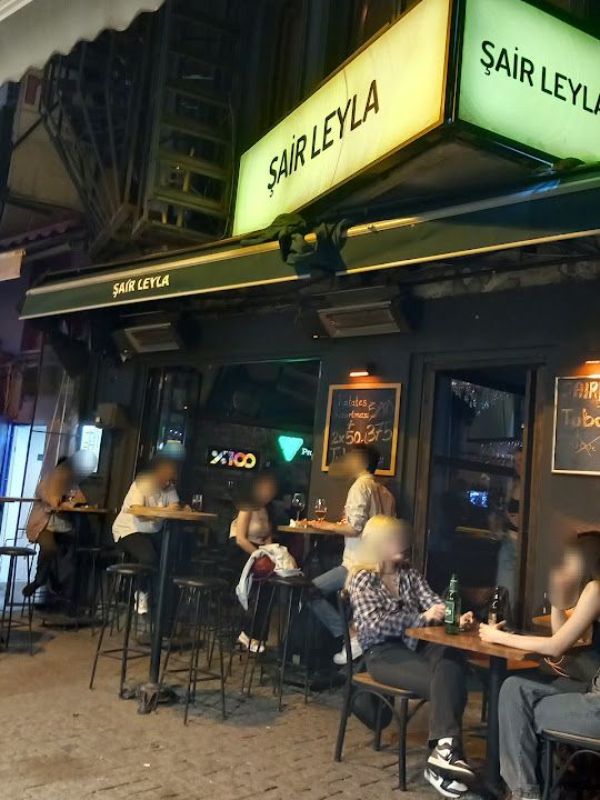 Şair Leyla Bistro