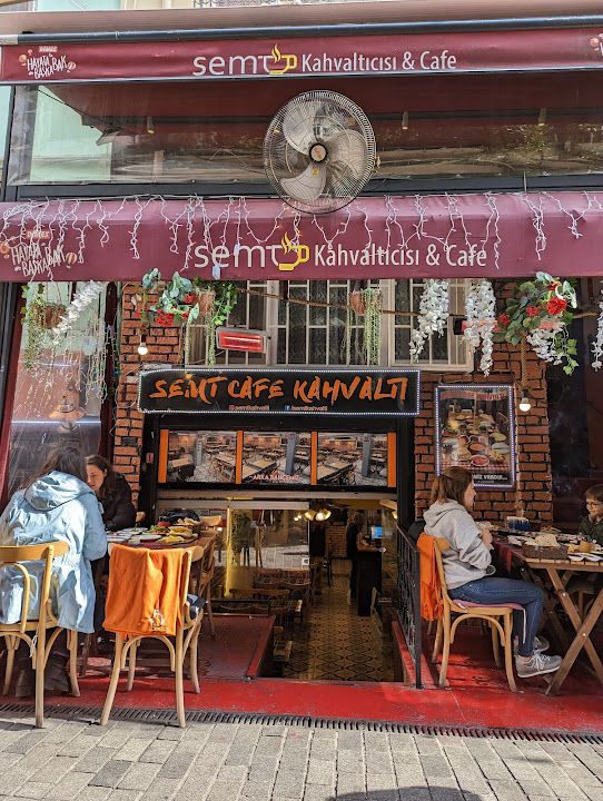 Semt Kahvaltı Cafe