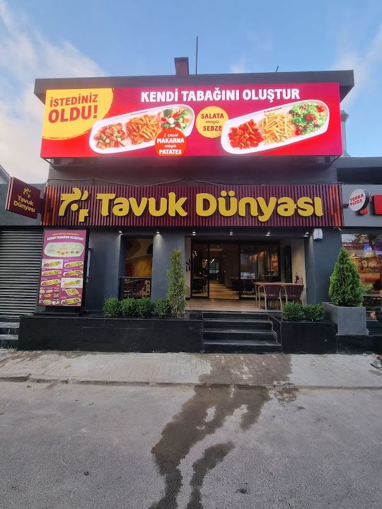 Tavuk Dünyası Levent Cadde