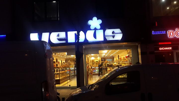 Venüs Pastanesi Levent