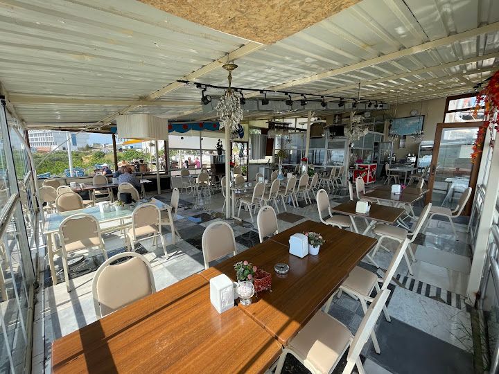 Riva Kaco Cafe