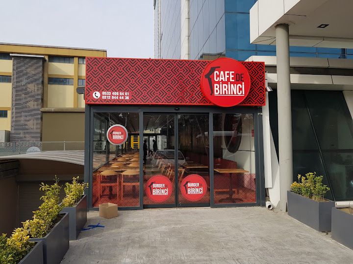 Cafe De Birinci