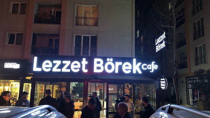 Lezzet Börek Cafe