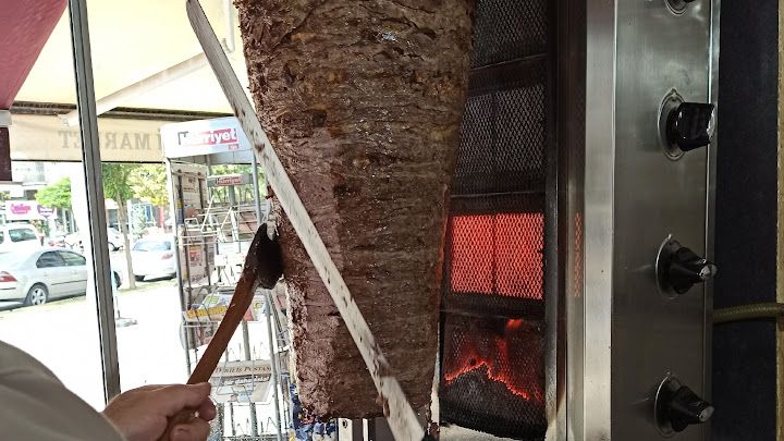 MEŞHUR KÖŞEM PİKNİK DÖNER SİNCE 1975