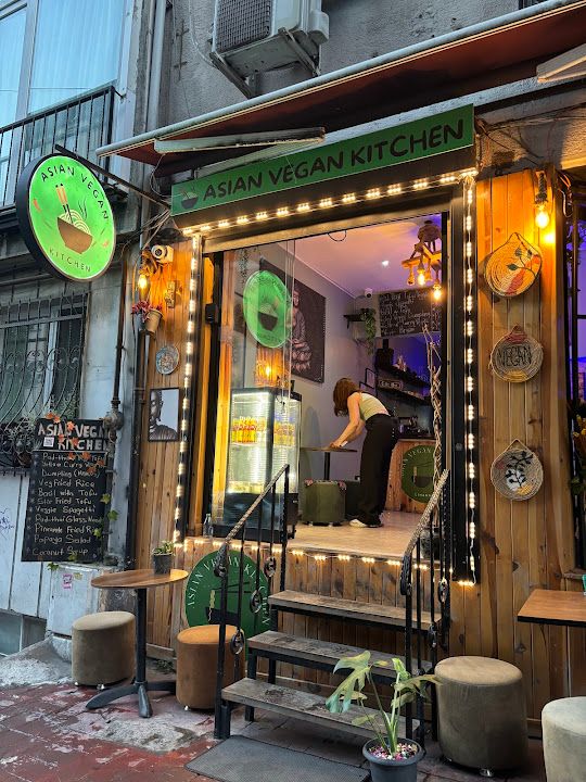 ASIAN VEGAN KITCHEN