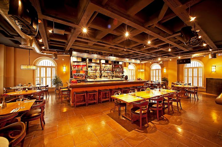 Cafe 8 Lounce