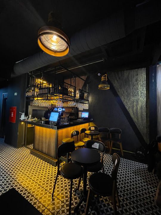 Clover Pub Beyoğlu