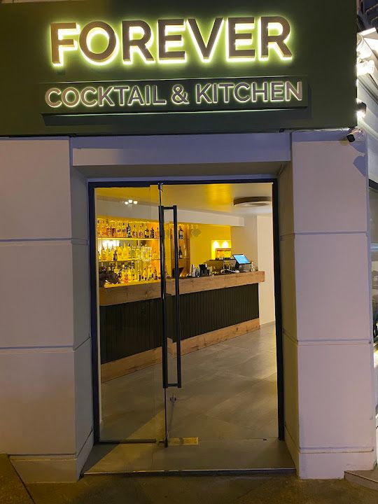Forever Cocktail & Kitchen