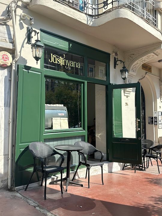 Gato Coffee Bar
