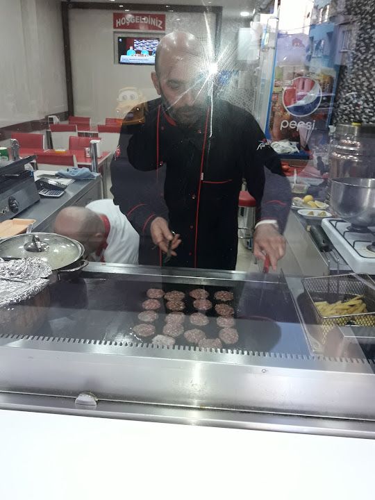 Hazar Sucuk Köfte