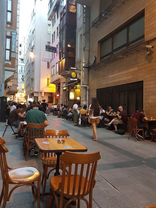 Kharon Cafe & Bar