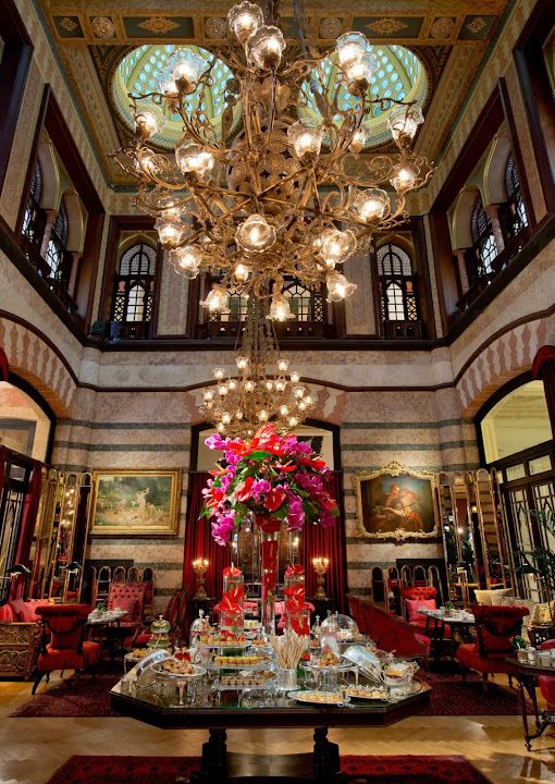 Kubbeli Lounge / Pera Palace Hotel