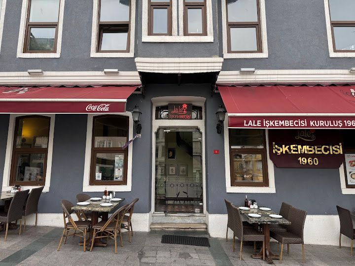 Lale İşkembecisi
