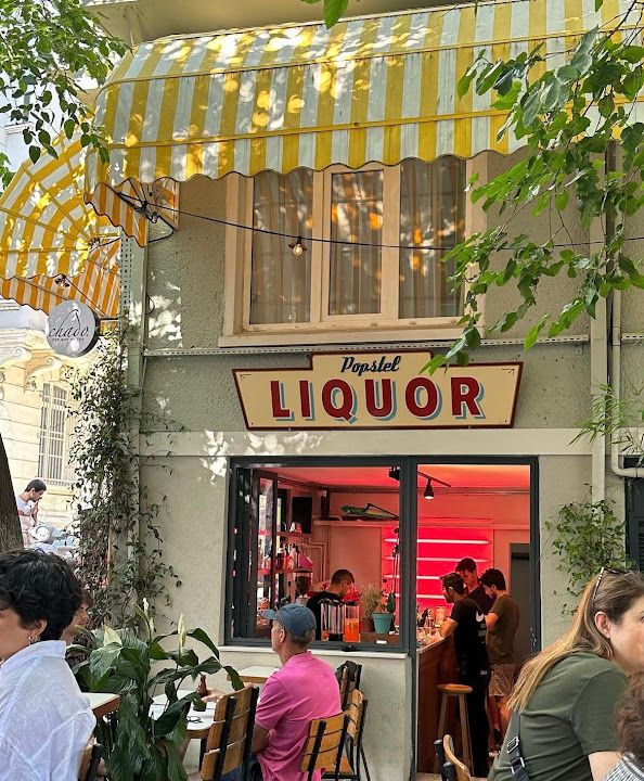 Liquor Bar