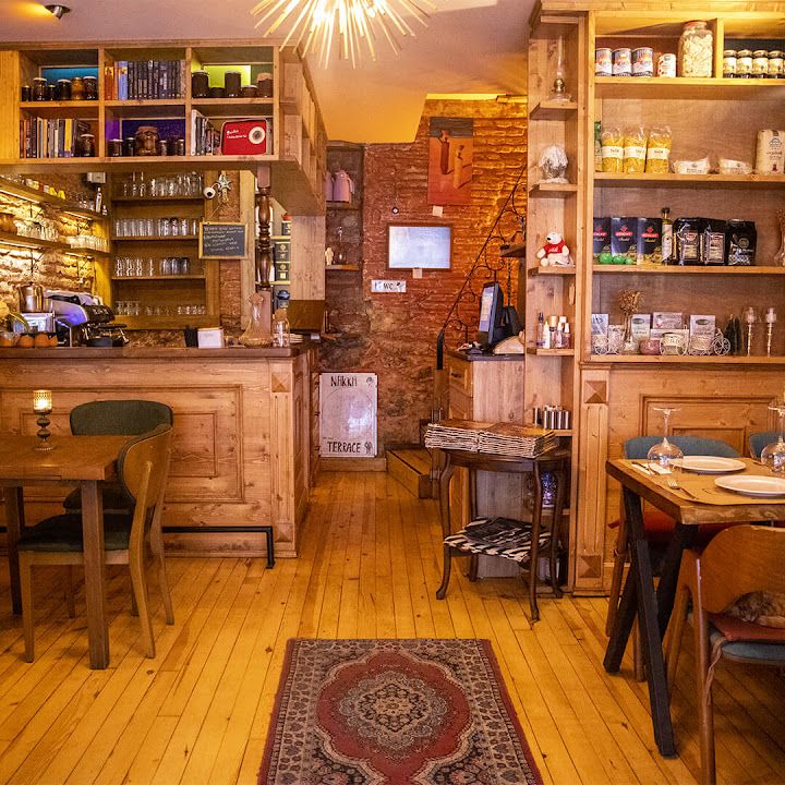 Nakka Galata Bistro