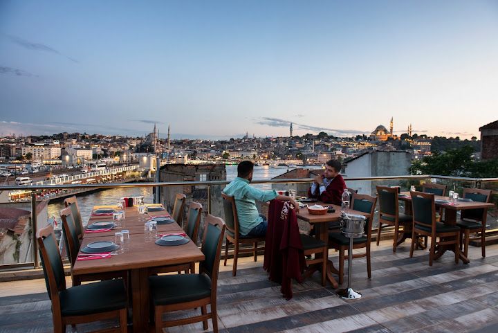 Rakofoli Restaurant