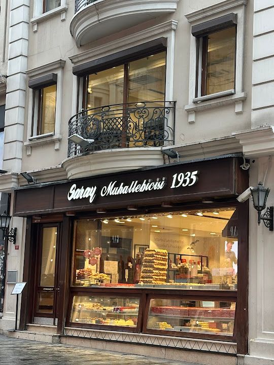 Saray Muhallebicisi - Beyoğlu