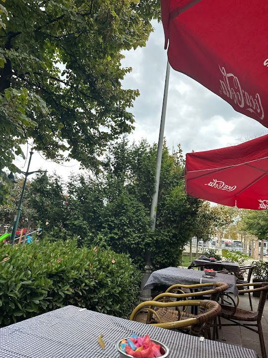 Taksim Aile Cay Bahçesi