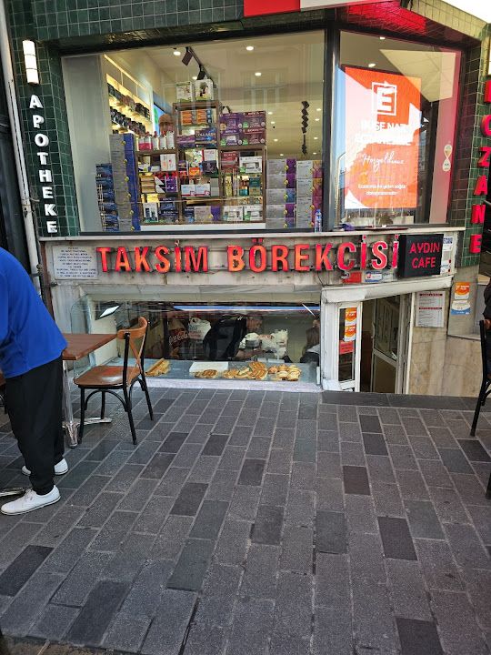 Taksim Börekçisi