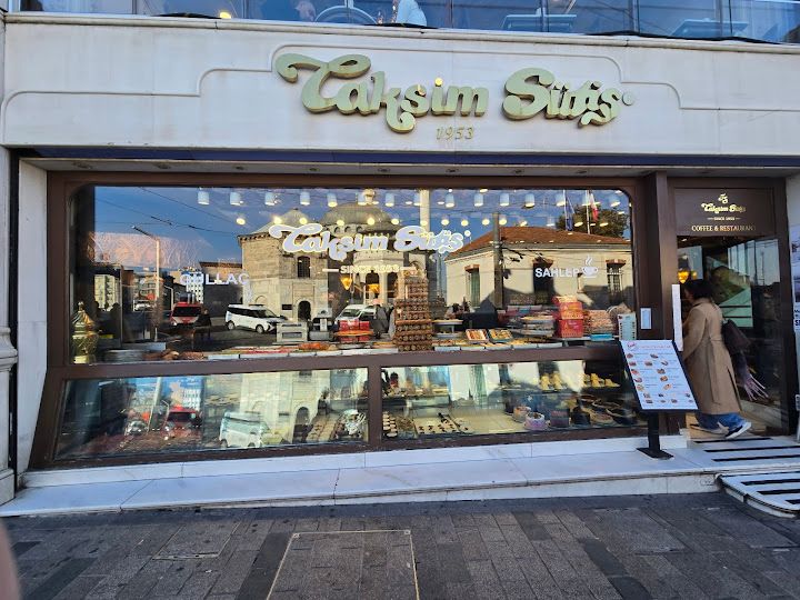 Taksim Sütiş