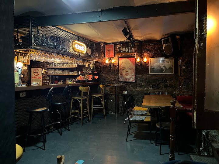 Vosvos Cafe Bar