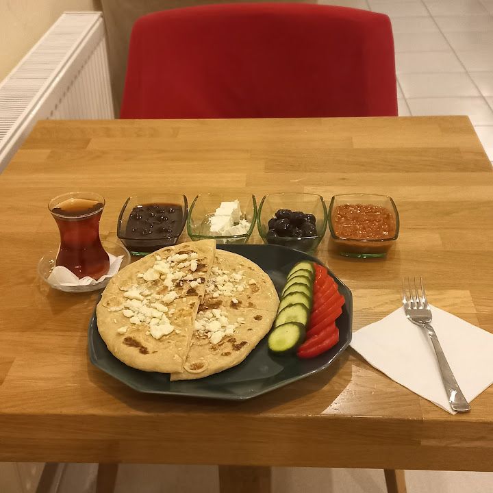 Hazal Mayalı
