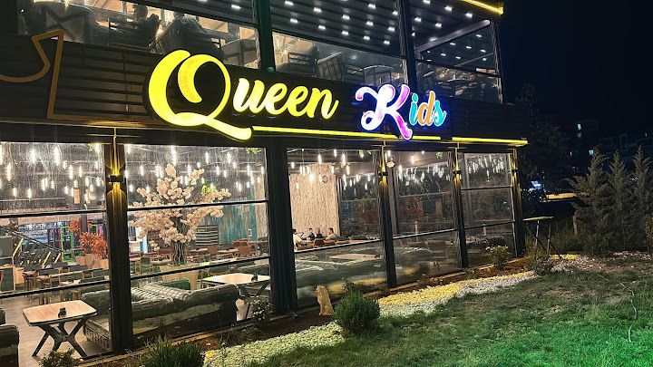 Queen Kids