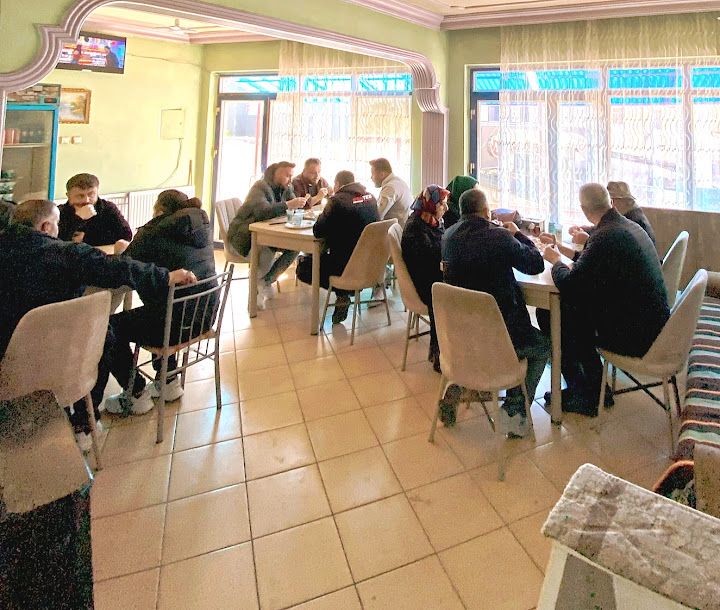 Ravza Etli Ekmek Pide Salonu