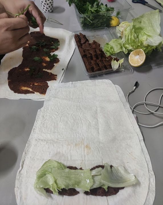 Gazi̇ Çi̇ğköfte