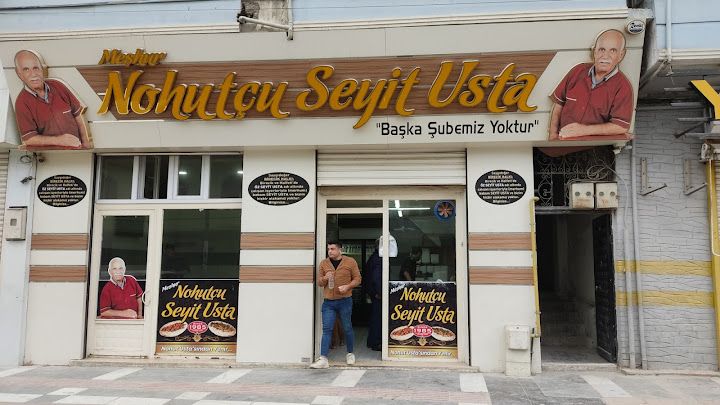 Nohutçu Seyit Usta Ve Oğlu Kadir Usta