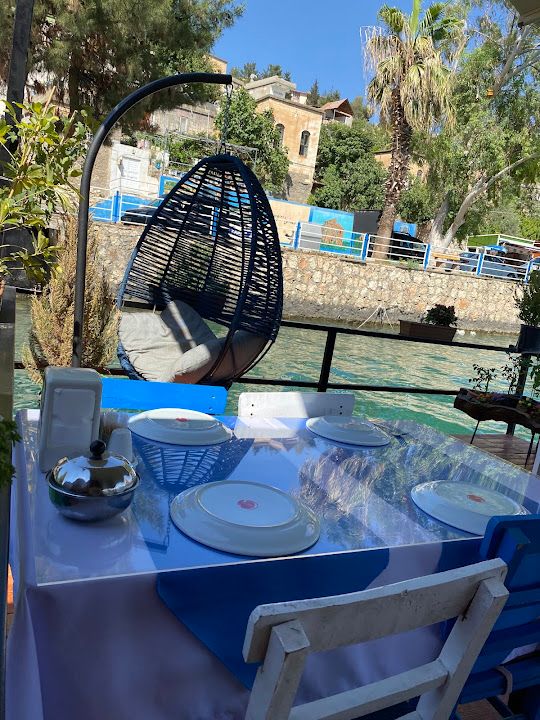 Yalı Marina Beyaz Saray Restorant