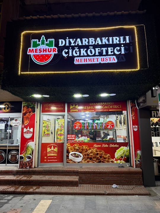 Diyarbakırlı Meşhur Çiğköfteci 2