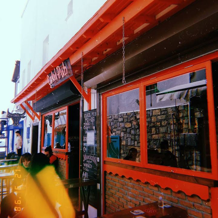 Çakıl Pub
