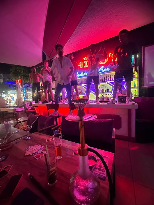 Chico's Bar