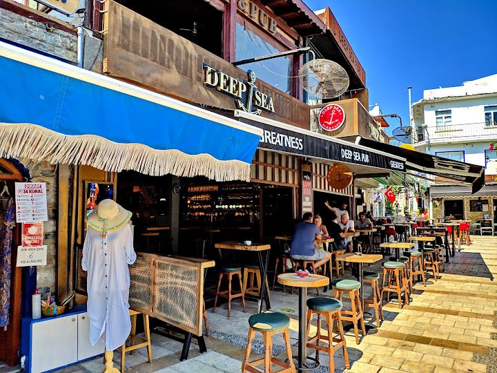 Deep Sea Pub