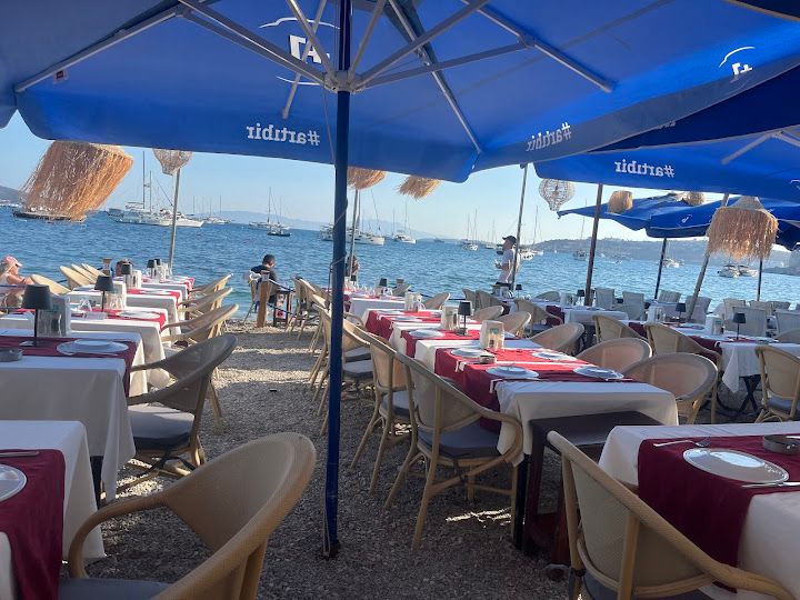 Dinc restaurant and cafe