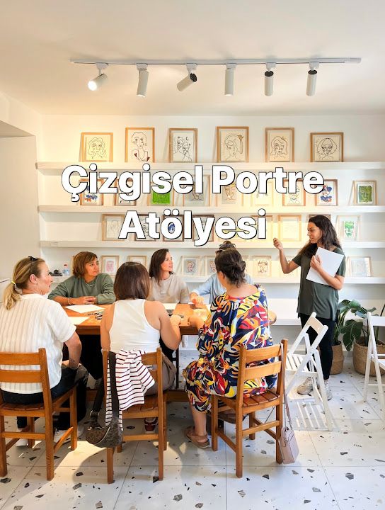 Dıy And Green / Art & Coffee Shop