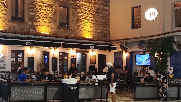 Gara Pub