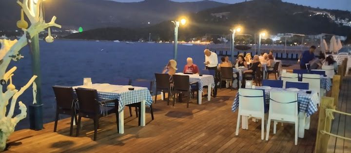Mercan Restaurant & Beach