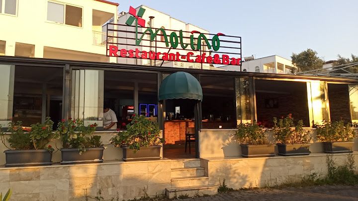 Molino Restaurant Cafe&Bar