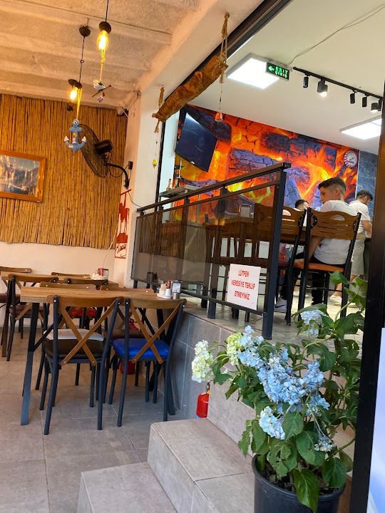 Özenen Pide Konacık Meşhur Nazilli Pidecisi
