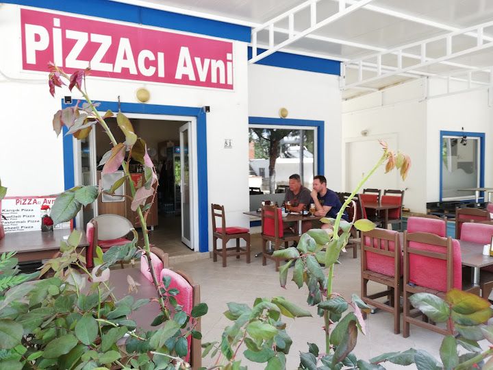 Pizzaci Avni