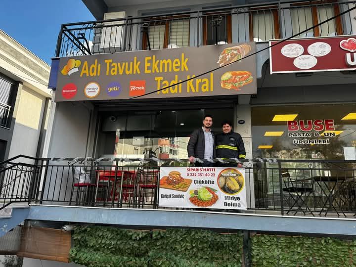 Adı Tavuk Ekmek Tadı Kral