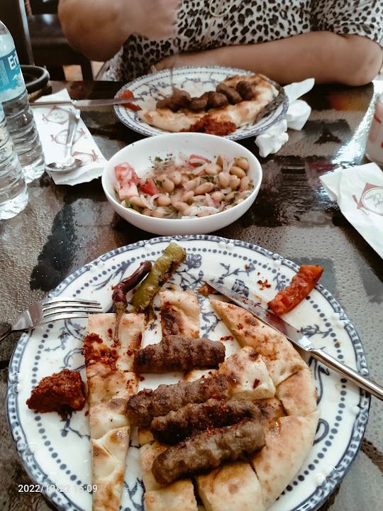 Antepli Ocakbaşı Pide Lahmacun Yemek Salonu